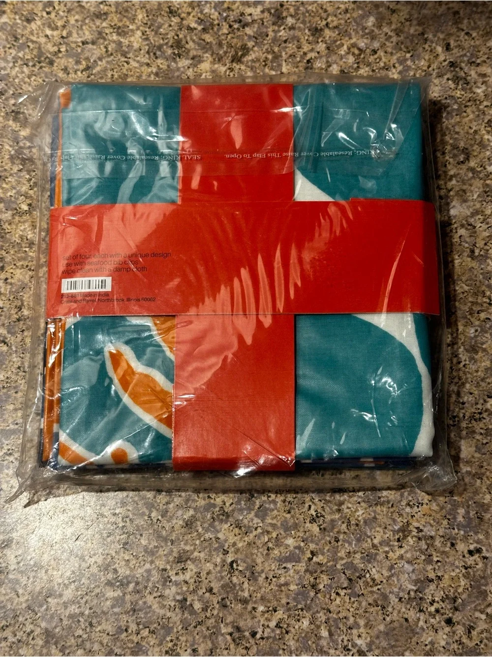 Crate & Barrel Harbor Seafood Bibs (Set of 4) Reusable And Sustainable Food NWT